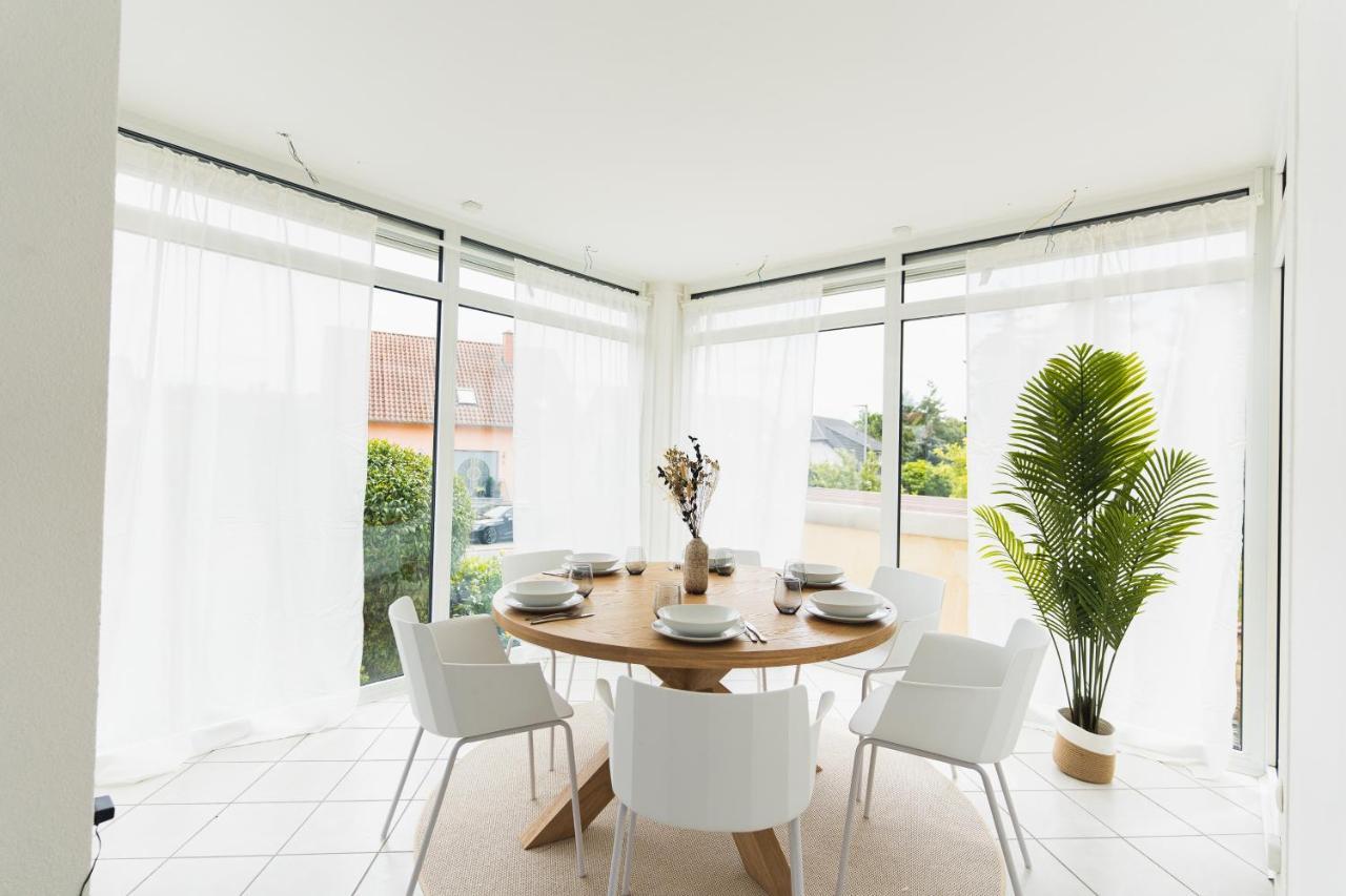 Appartment In Den Weinbergen Bei Mainz - Mit 2X Doppelzimmern, 1X Grosses Wohnzimmer, Bad & Kueche シュターデッケン＝エルスハイム エクステリア 写真